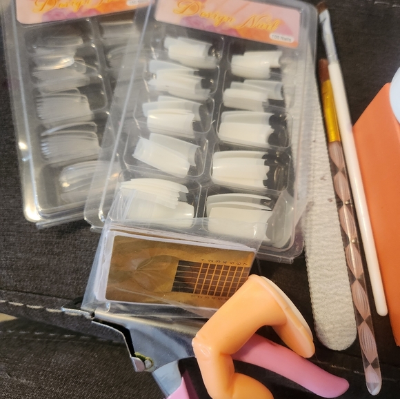 Acrylic Nails Set with electric drill - Picture 2 of 4